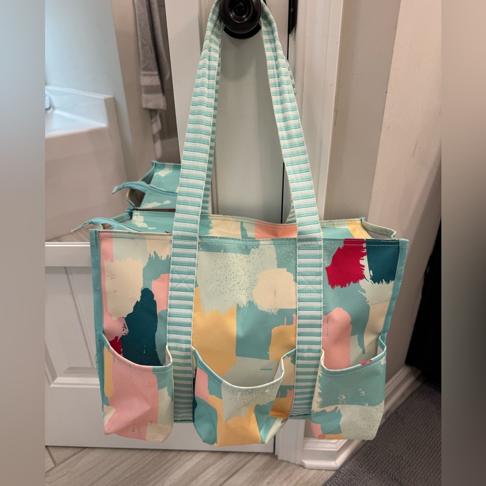 Cute Thirty-One tote